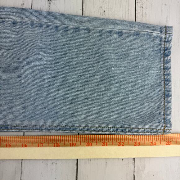 Afends Light Wash Cotton Denim High Rise Mom Straight Cropped Leg Jeans Size 2 - Picture 13 of 15